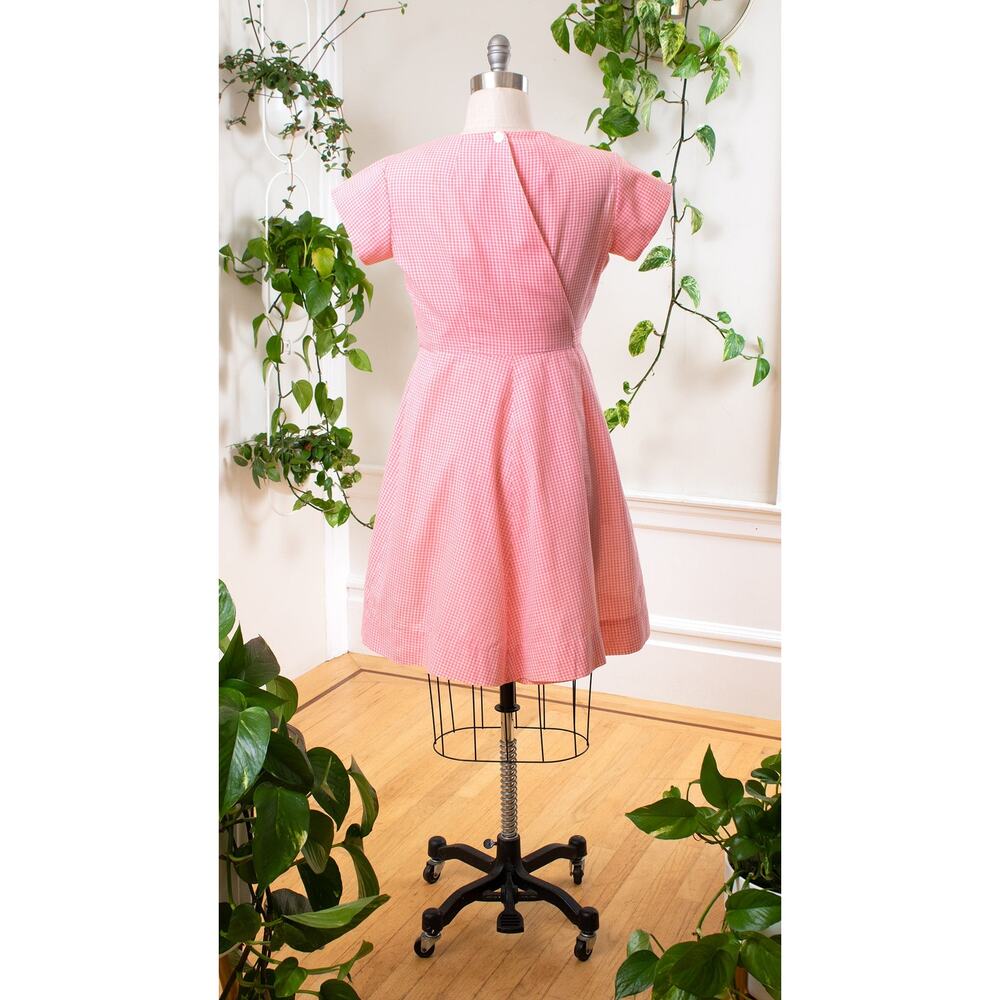 Vintage 1950s SWIRL Wrap Day Dress 50s Floral Embroidered Pink Gingham Cotton - Picture 4 of 8